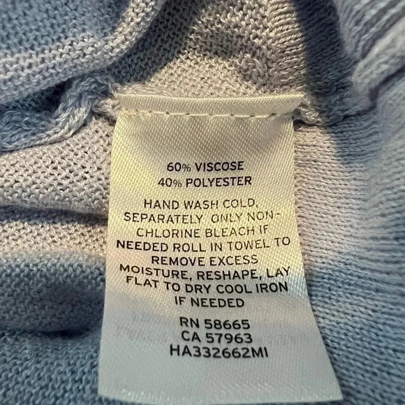 Halogen Light purple gray top with buttons up back Size Small - Picture 7 of 7